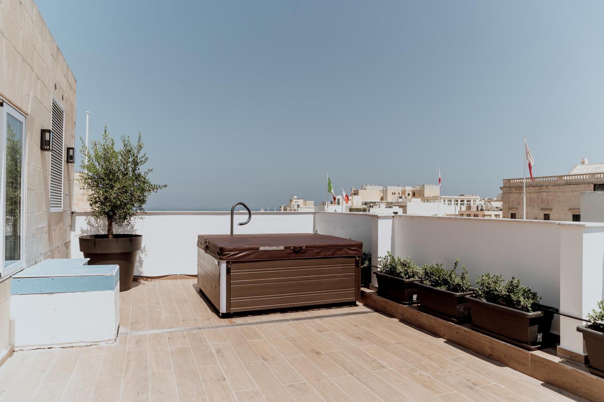 King Charles Hotel Valletta Dış mekan fotoğraf